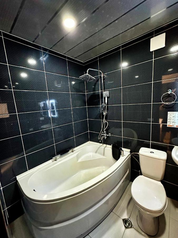 Metekhi View Hotel Тбилиси Экстерьер фото