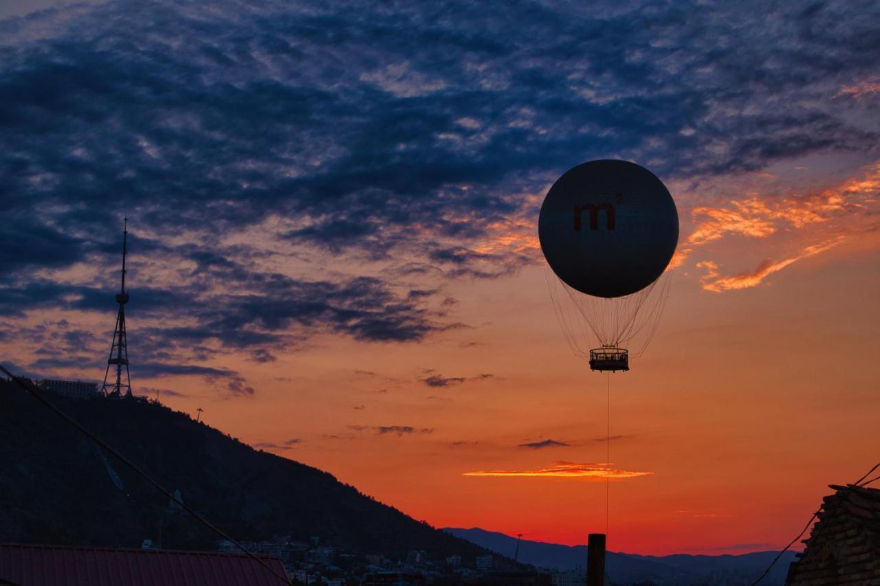 Metekhi View Hotel Тбилиси Экстерьер фото