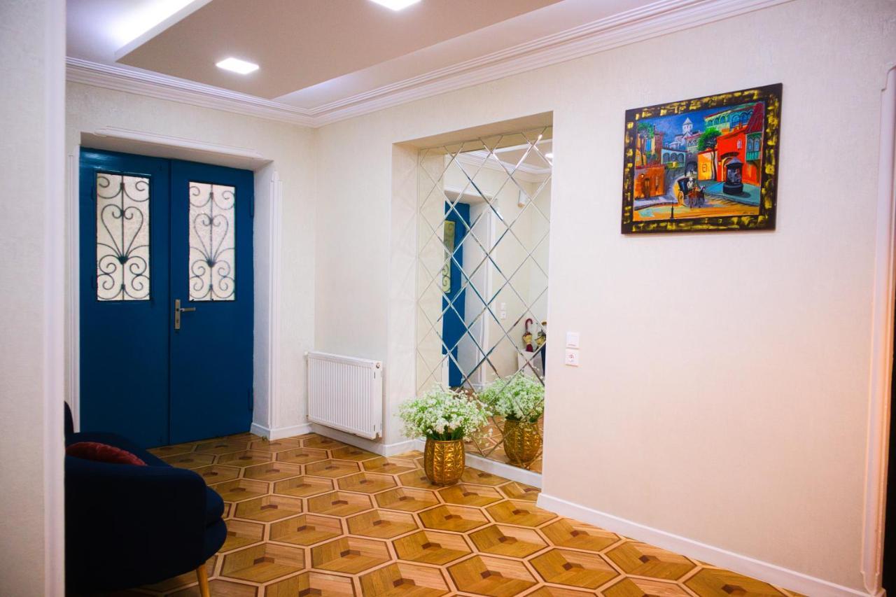 Metekhi View Hotel Тбилиси Экстерьер фото