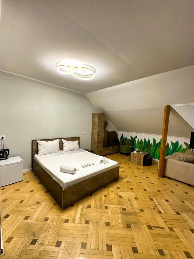 Metekhi View Hotel Тбилиси Экстерьер фото